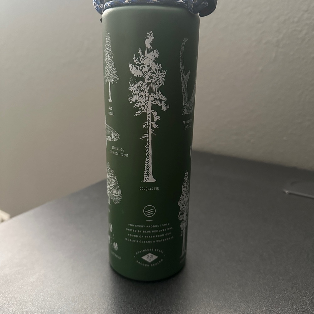 Helping Hydros Relief Water Bottle 22oz